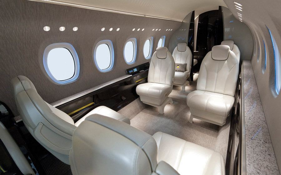 featured-aircraft-cessna-citation-latitude-interior