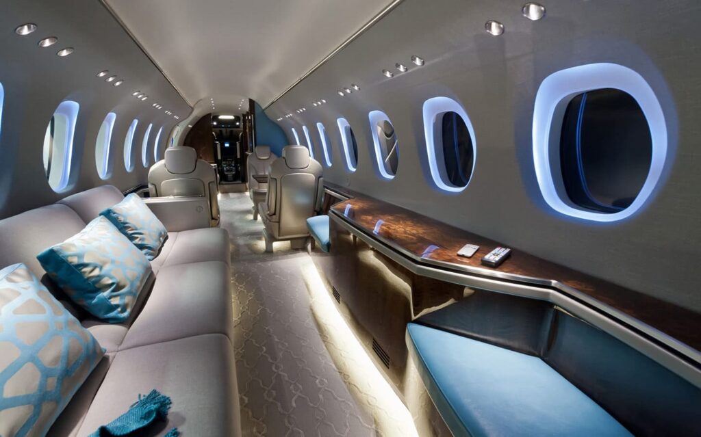 featured-aircraft-cessna-citation-longitude-interior