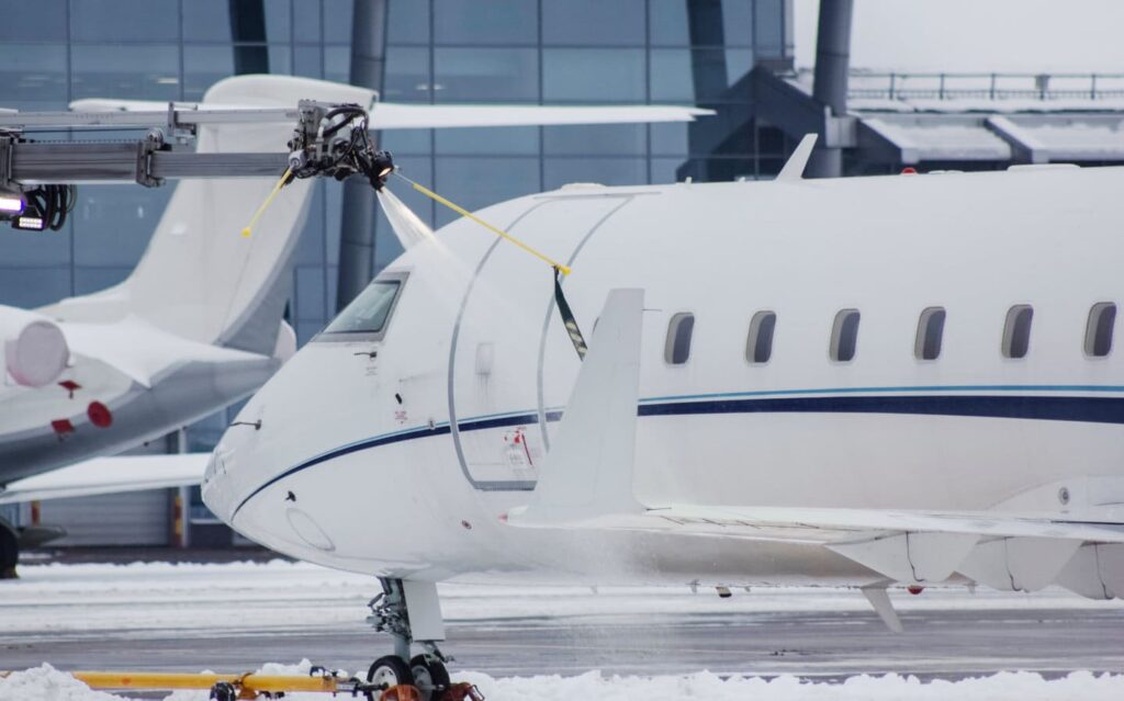 how-does-de-icing-work-and-why-is-it-important