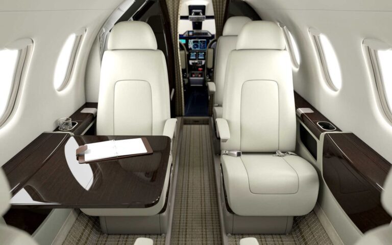 private-light-jet-with-bed